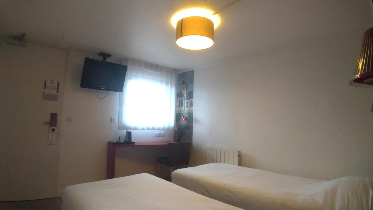 Kyriad Rouen Sud - Oissel Saint-Étienne-du-Rouvray Buitenkant foto